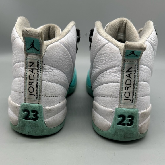 Air Jordan 12 Retro GS Basketball Sneakers Light Aqua Size 6Y - Picture 4 of 6